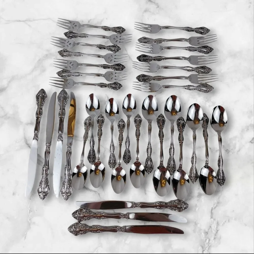 Oneida Michelangelo 18/10 Stainless Steel 35pc. Flatware Set (Service for Seven)